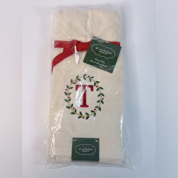 NWT St. Nicholas Square Monogram Hand Towel - Picture 1 of 3